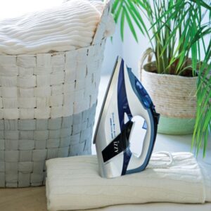 223358-Σίδερο-Ατμού-Magnum-Ceramic-3000-lifestyle-800-2